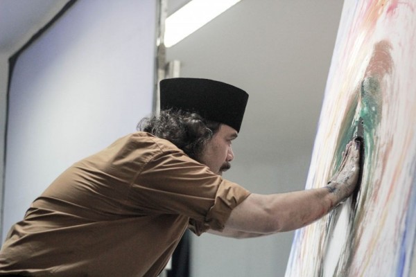 Dr. Tisna Sanjaya, M.Sch. Menerima Penghargaan Anugerah Kebudayaan 2020