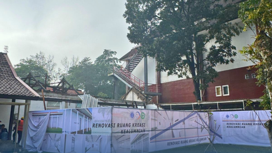 Kemajuan Renovasi Ruang Kreasi Alumni