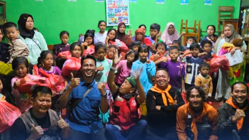 IAGL ITB Distributes Logistics and Deploys Volunteers to Support Communities Affected by the Mount Semeru Eruption