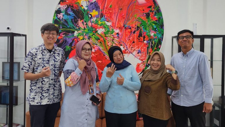 IA ITB 76 Siapkan Donasi Alat Fitnes dan Voucher Makan untuk Mahasiswa Bidik Misi