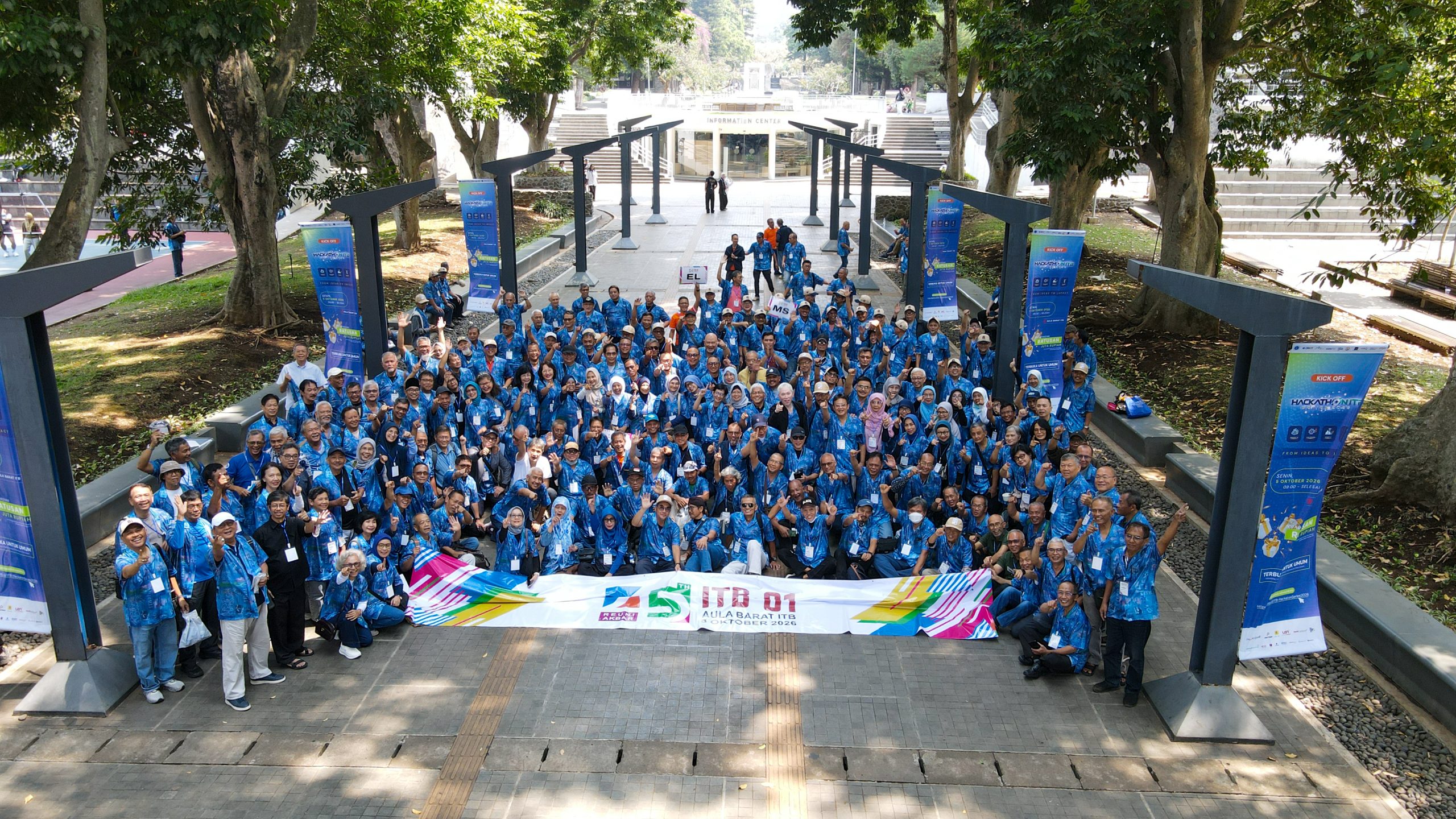 Reuni 45 Tahun ITB ’81, Funwalk Jadi Momentum Alumni Kembali ke Kampus Ganesha